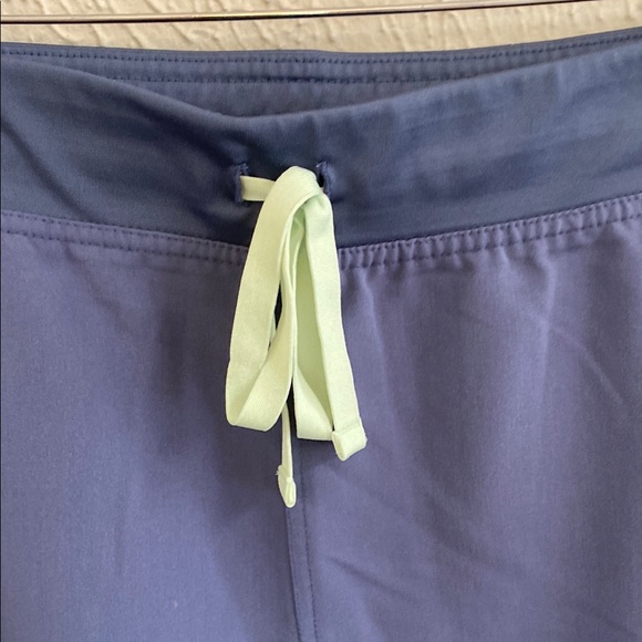 Figs Women's Scrub Pants in Blue - Picture 3 of 4